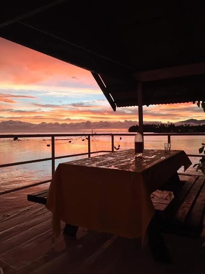Papa Teva Hotel Teahupoo Guest house