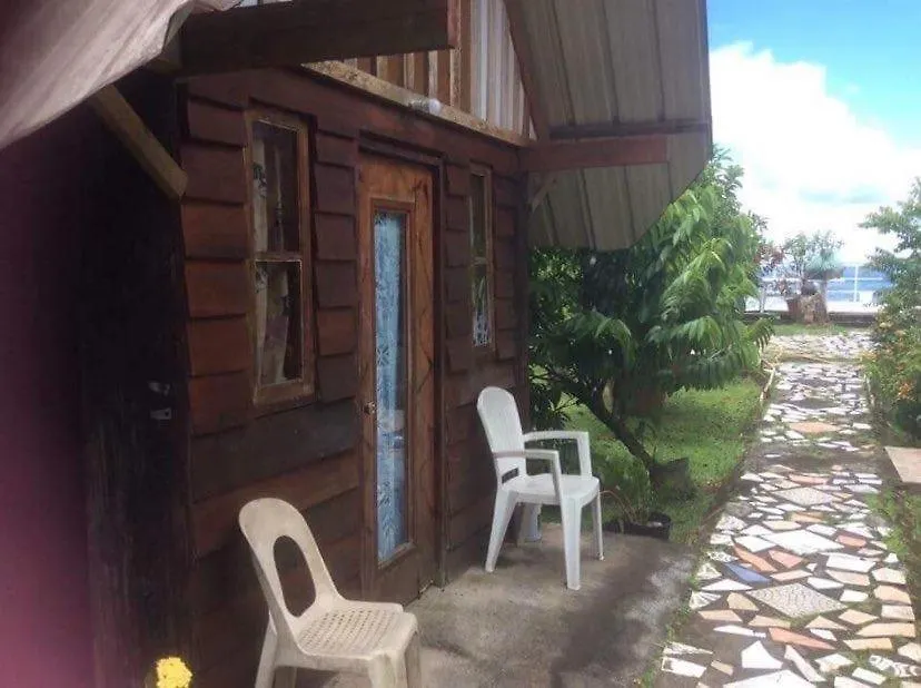 Papa Teva Hotel Teahupoo 0*,