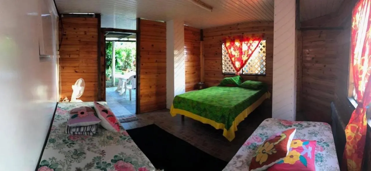 Papa Teva Hotel Teahupoo